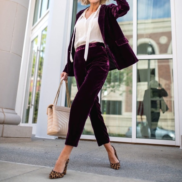 Banana Republic Purple Velvet Suit (Jacket size Small, Pants size 4) - Picture 2 of 8